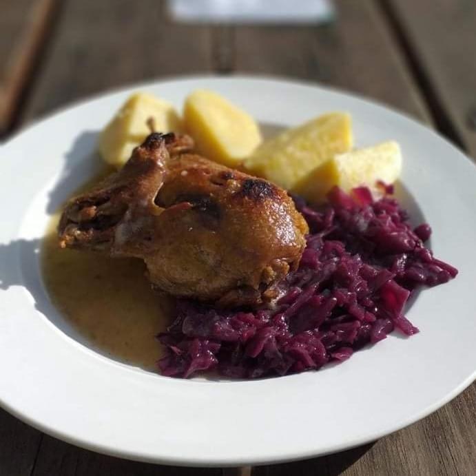 Lesni Restaurace Harrachovka Hotell Tábor Exteriör bild